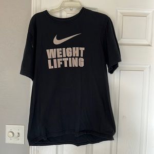 Men’s Nike weightlifting shirt